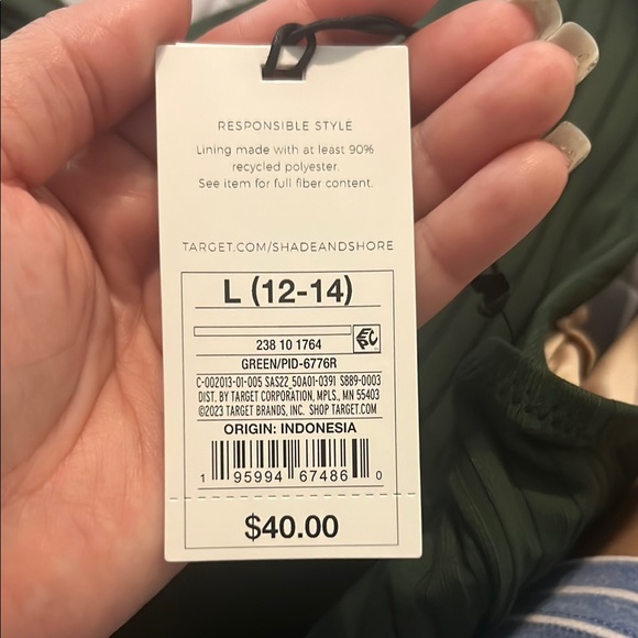 Shade & Shore Green One Piece Swimsuit with Plunging V-Neck Size Large NWT - Picture 7 of 8